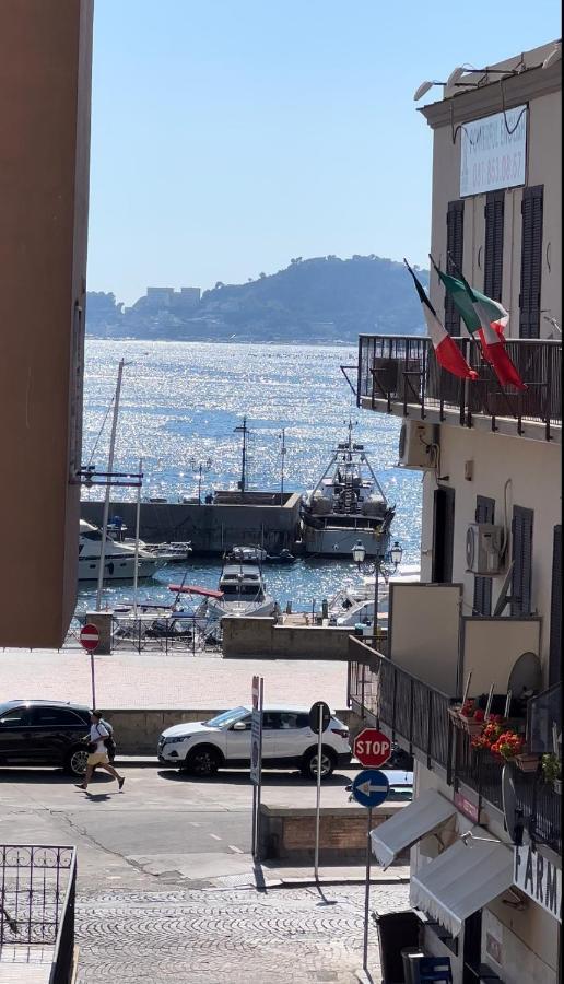 Casina Lambis Hotel Pozzuoli Buitenkant foto