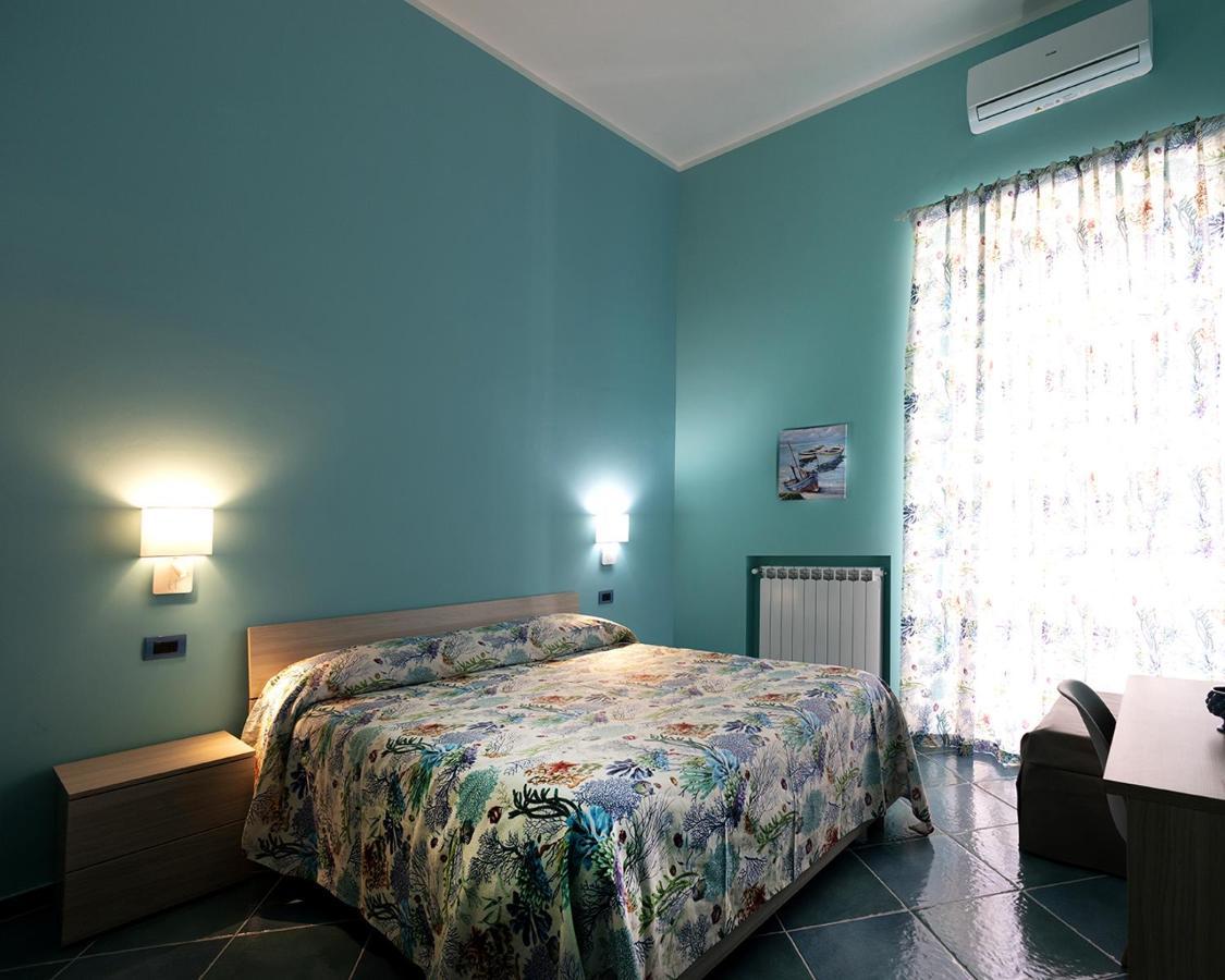 Casina Lambis Hotel Pozzuoli Buitenkant foto